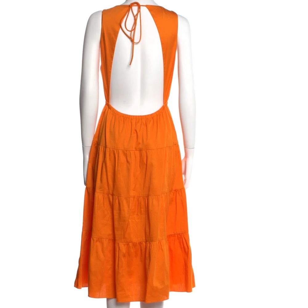 Alice + Olivia Hartley Open Back Ruffle Tiered Midi Dress. Orange. Size 0.